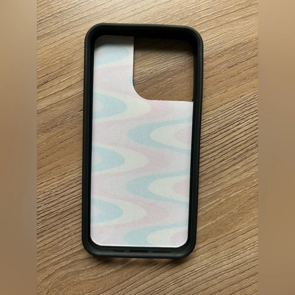 Wildflower Cases Frankie’s Bikinis edition - iPhone 13 Pro